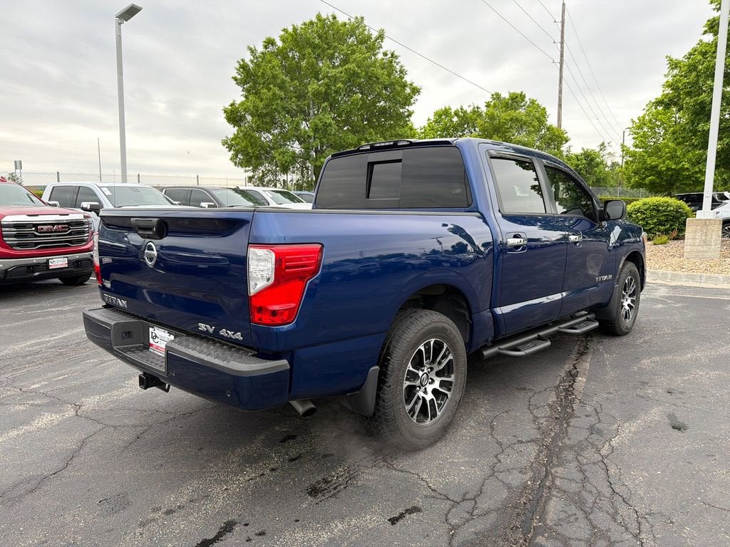 2021 Nissan Titan SV