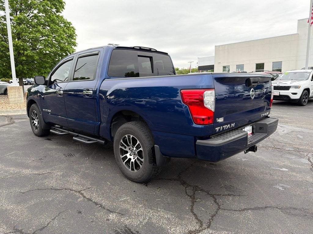 2021 Nissan Titan SV