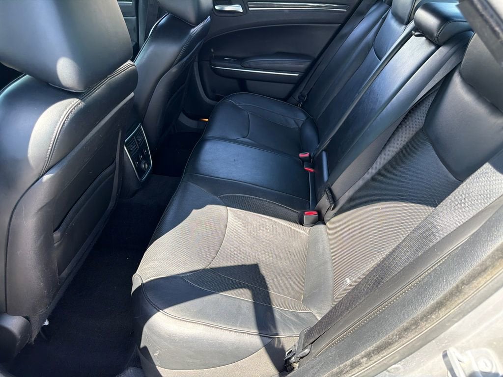 2014 Chrysler 300 300C