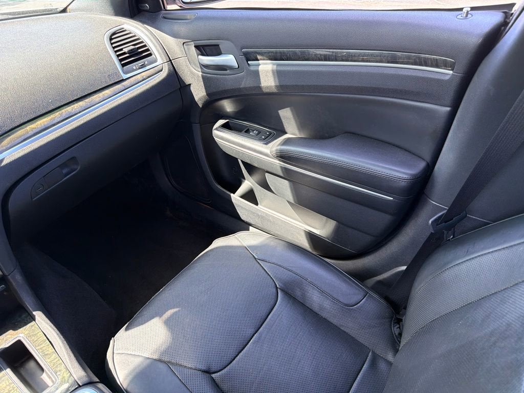 2014 Chrysler 300 300C