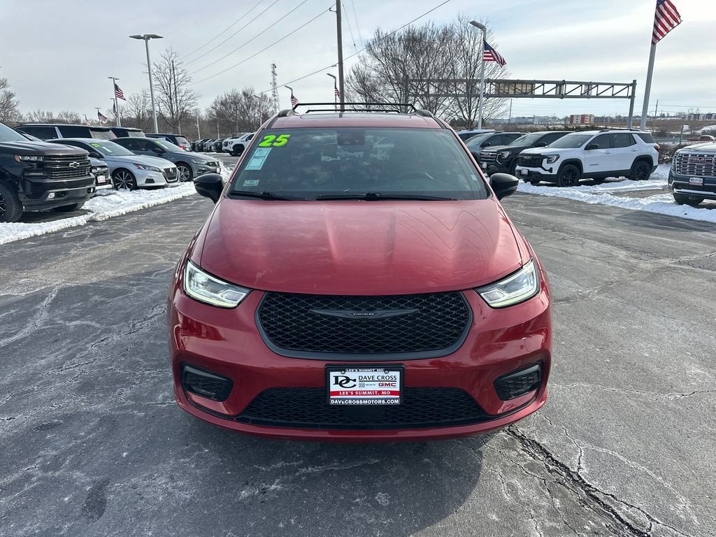 2025 Chrysler Pacifica Limited