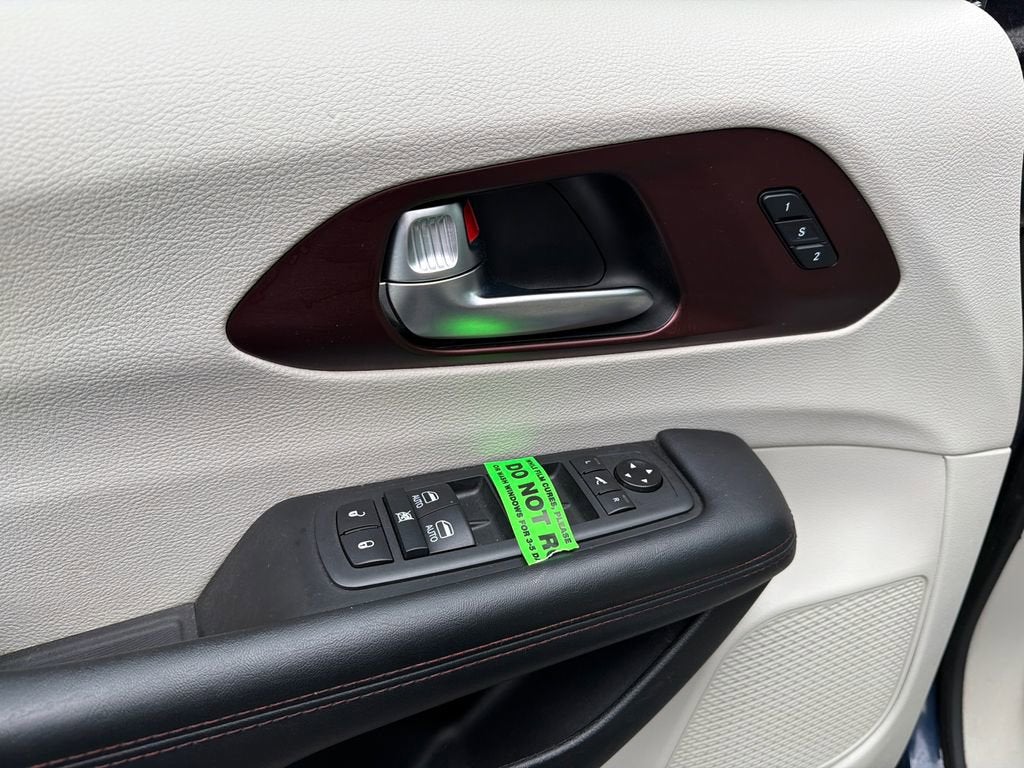 2020 Chrysler Pacifica Limited