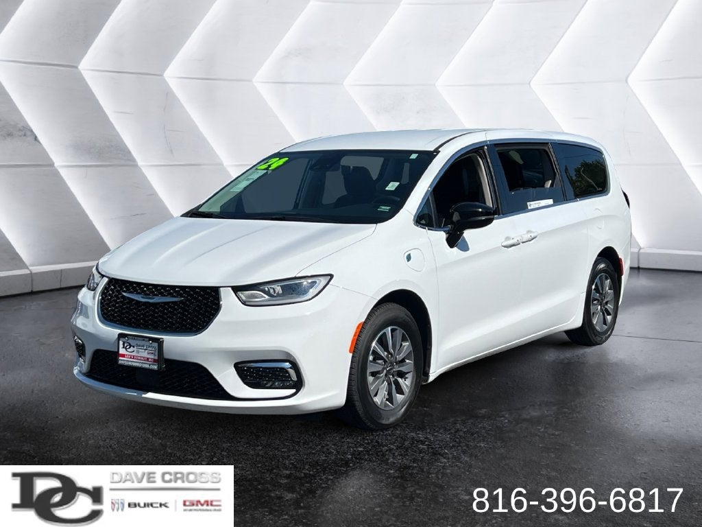 2024 Chrysler Pacifica PHEV