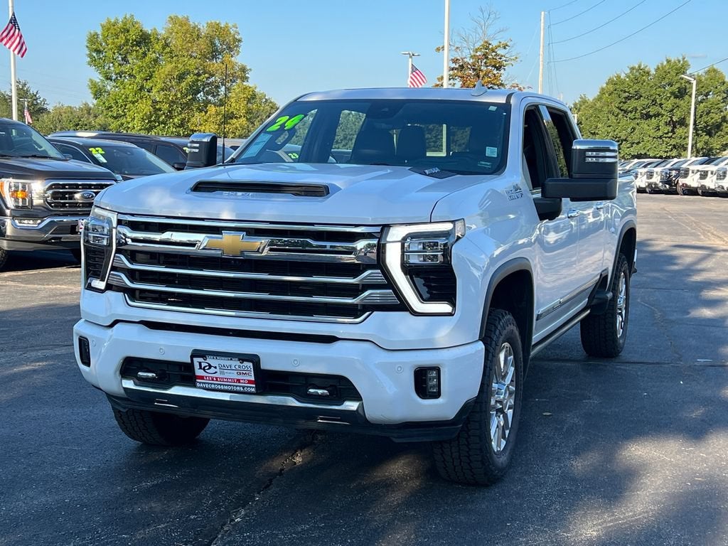 Used 2024 Chevrolet Silverado 2500HD High Country with VIN 2GC4YRE78R1167650 for sale in Kansas City