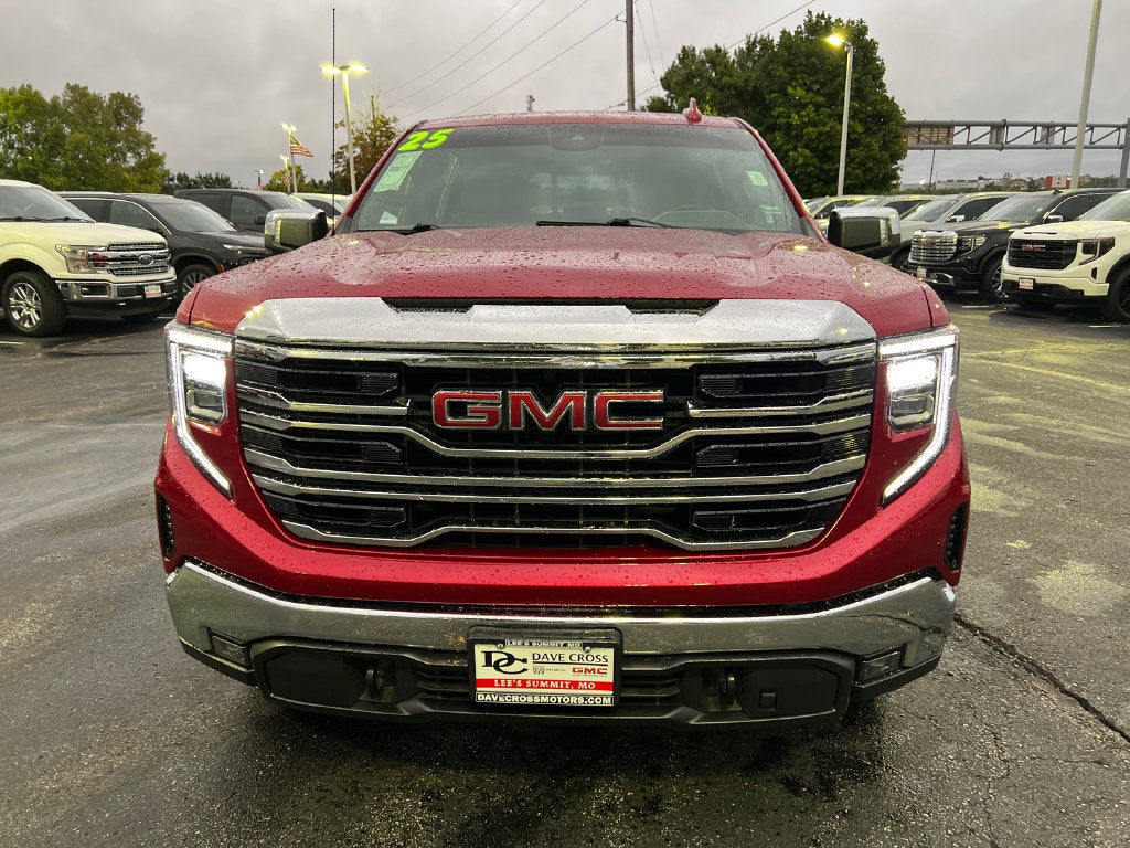 2025 GMC Sierra 1500 SLT