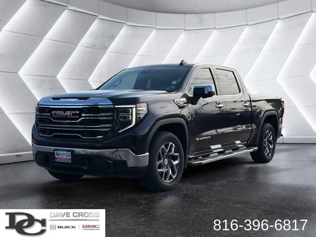 2023 GMC Sierra 4WD Crew Cab Short Box SLT's photo