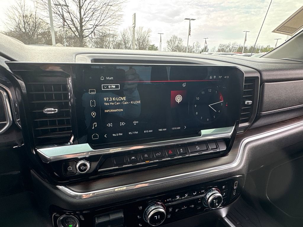 2025 GMC Sierra 1500 SLT