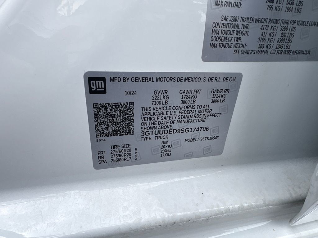 2025 GMC Sierra 1500 SLT