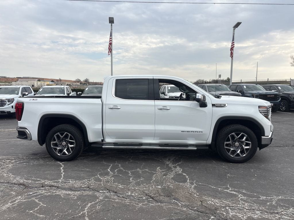 2025 GMC Sierra 1500 SLT