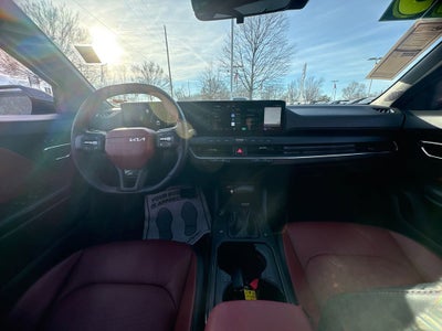 2025 Kia K4 GT-Line