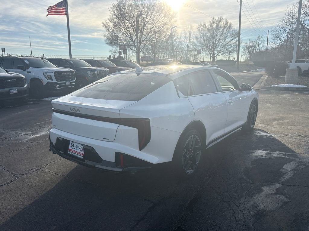 2025 Kia K4 GT-Line