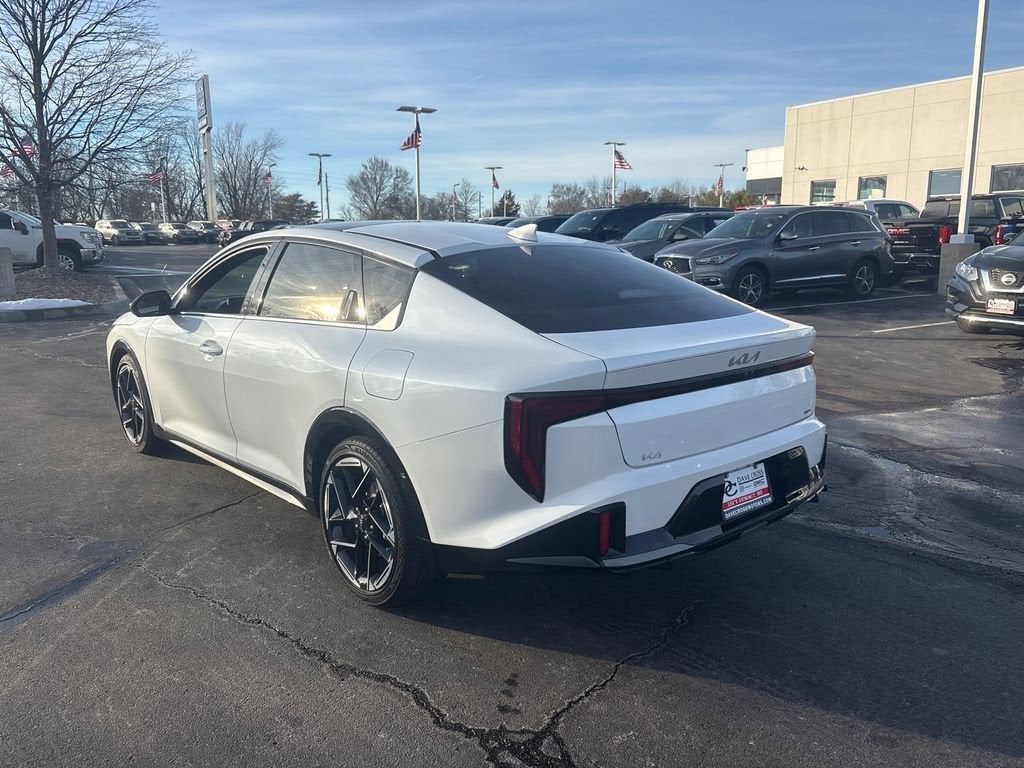 2025 Kia K4 GT-Line