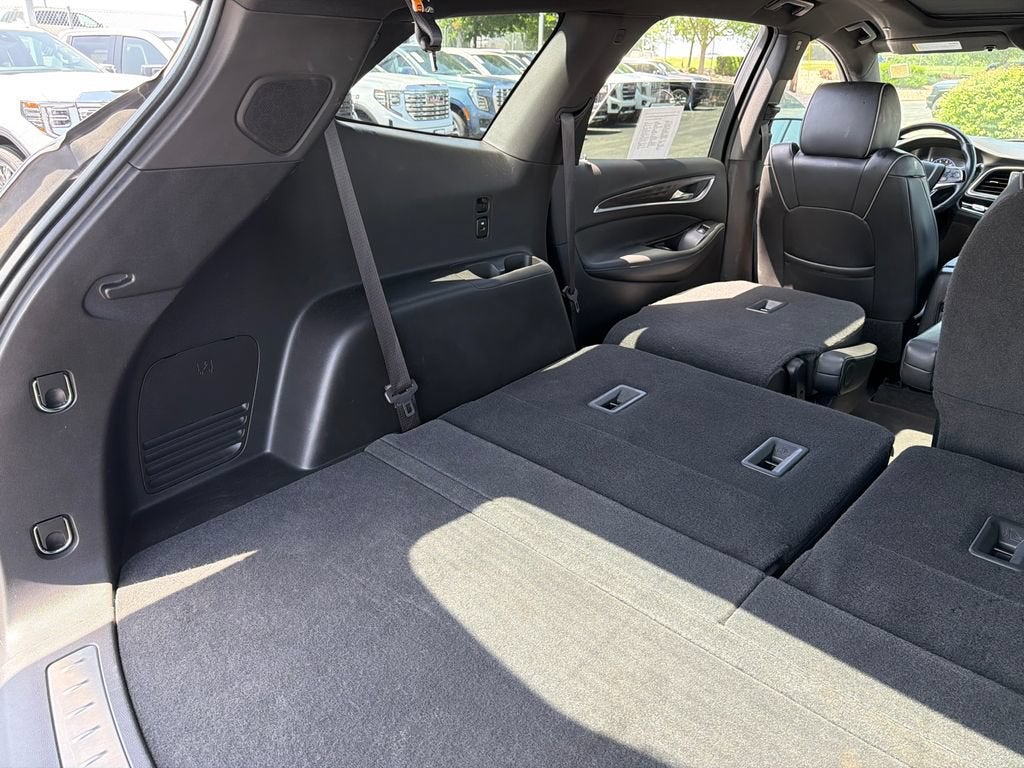 2022 Buick Enclave Avenir