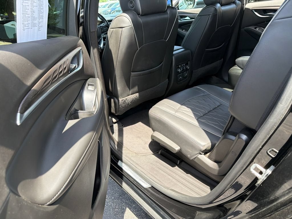 2022 Buick Enclave Avenir