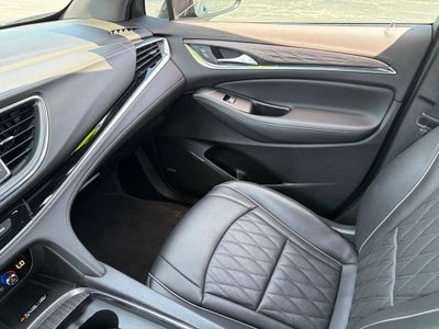 2022 Buick Enclave Avenir