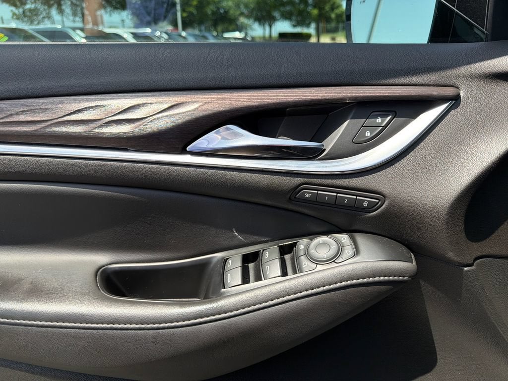 2022 Buick Enclave Avenir