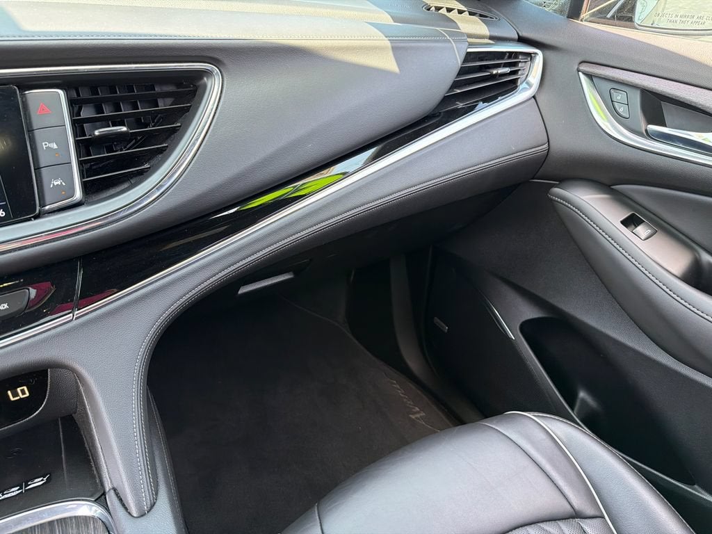 2022 Buick Enclave Avenir