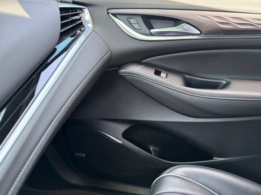2022 Buick Enclave Avenir
