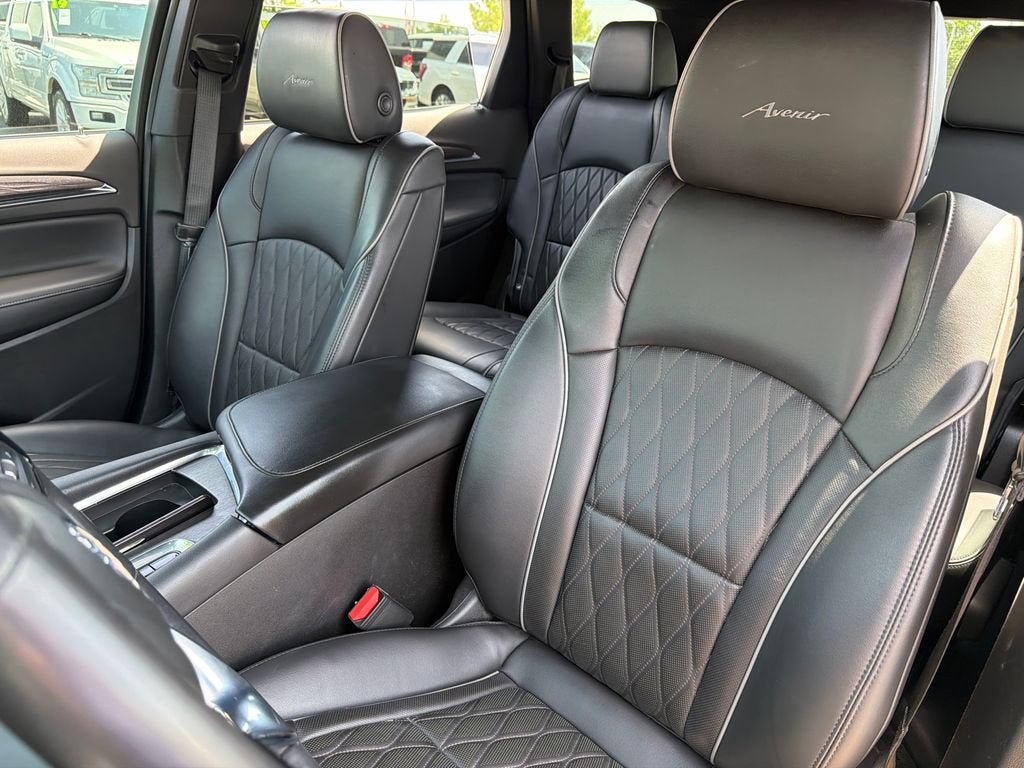 2022 Buick Enclave Avenir