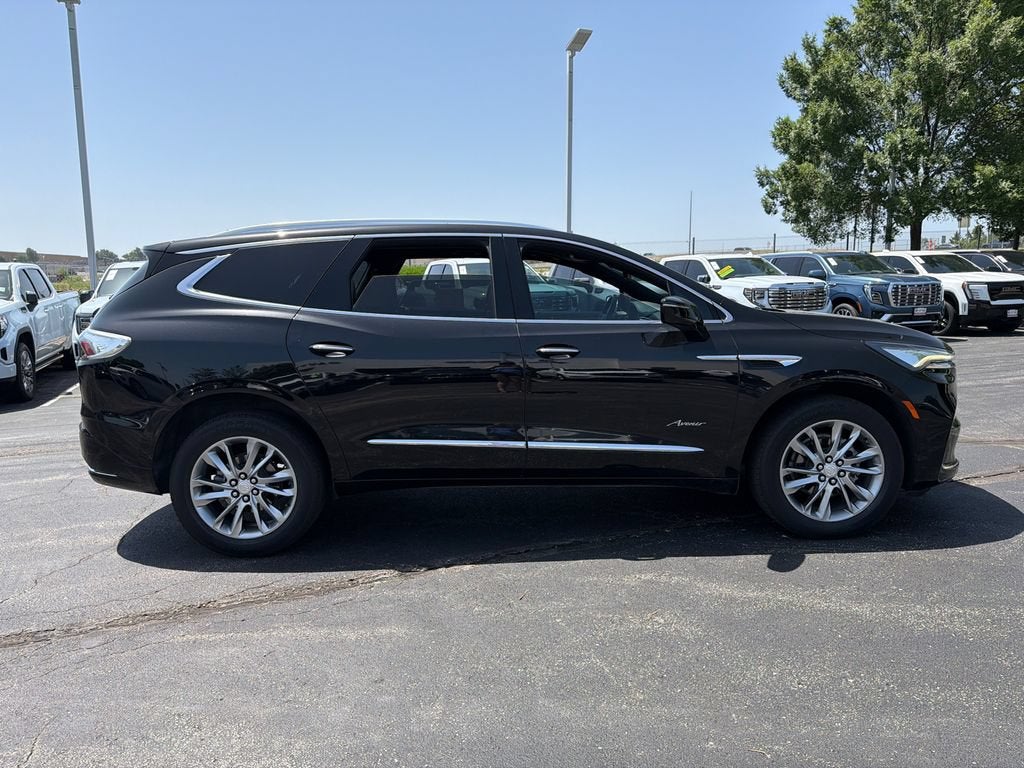 2022 Buick Enclave Avenir