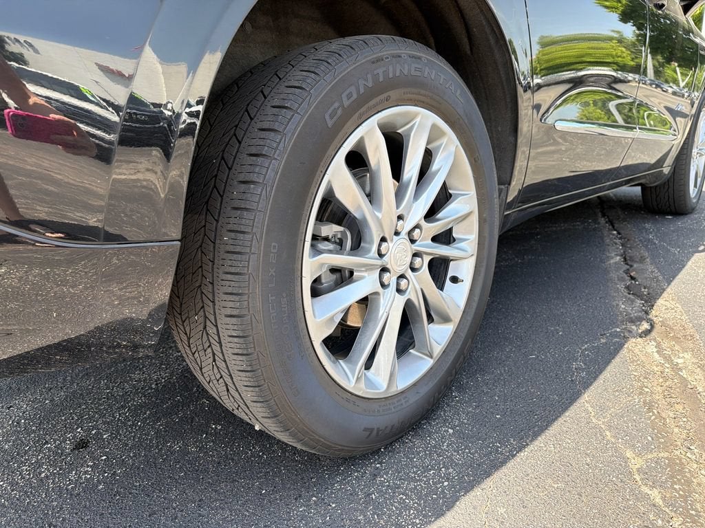 2022 Buick Enclave Avenir