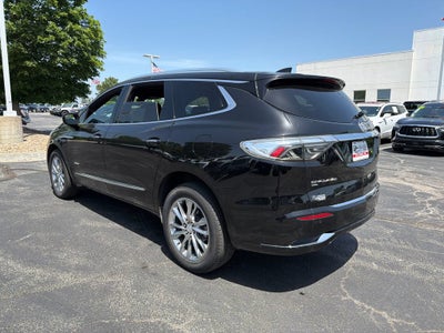 2022 Buick Enclave Avenir