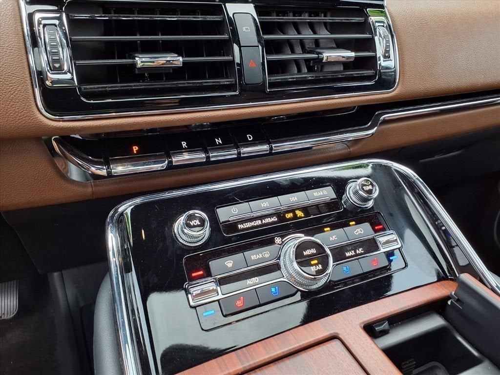 2023 Lincoln Navigator L Reserve