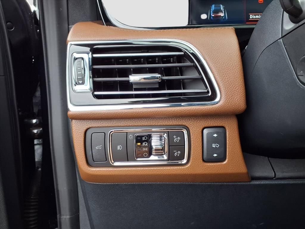 2023 Lincoln Navigator L Reserve