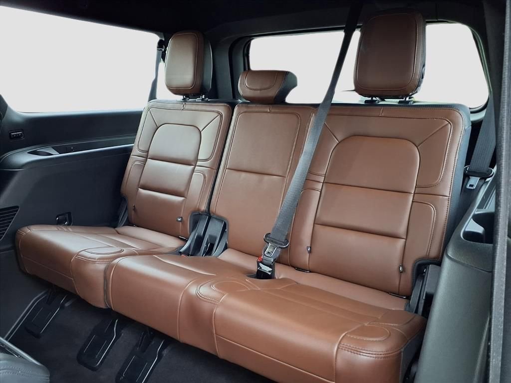 2023 Lincoln Navigator L Reserve