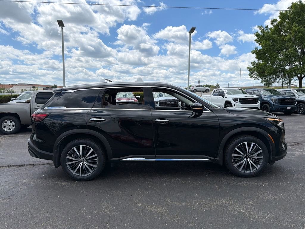 2023 INFINITI QX60 SENSORY