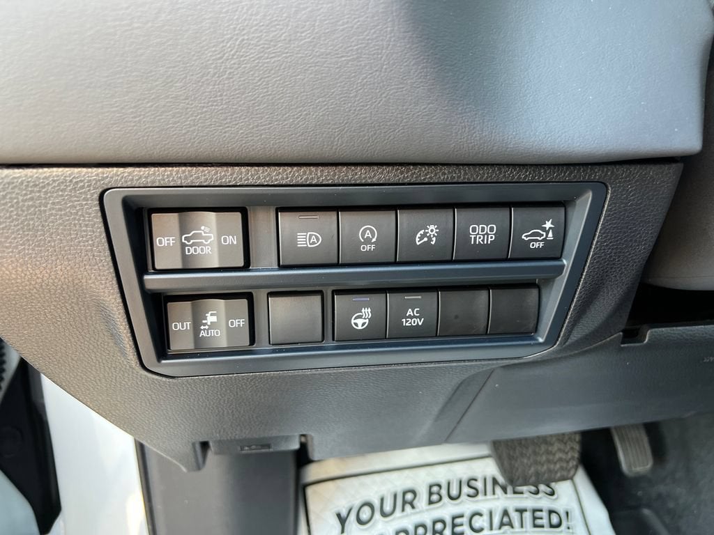 2025 Toyota Tundra 4WD Platinum
