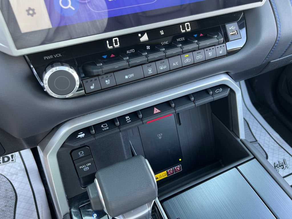 2025 Toyota Tundra 4WD Platinum