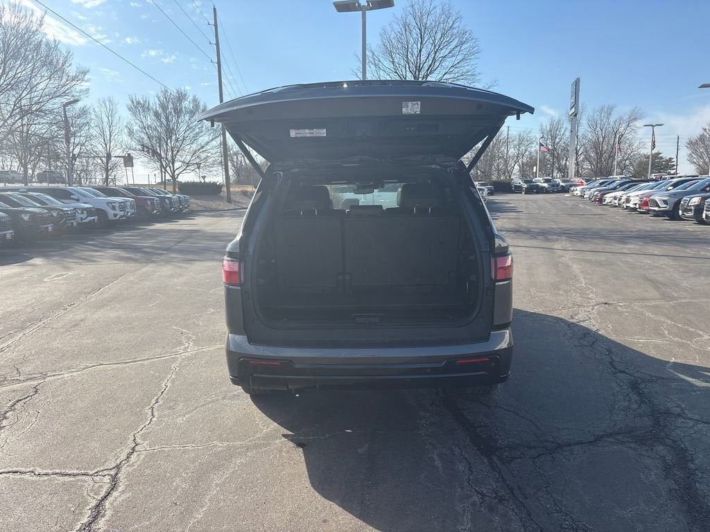 2024 Toyota Sequoia SR5