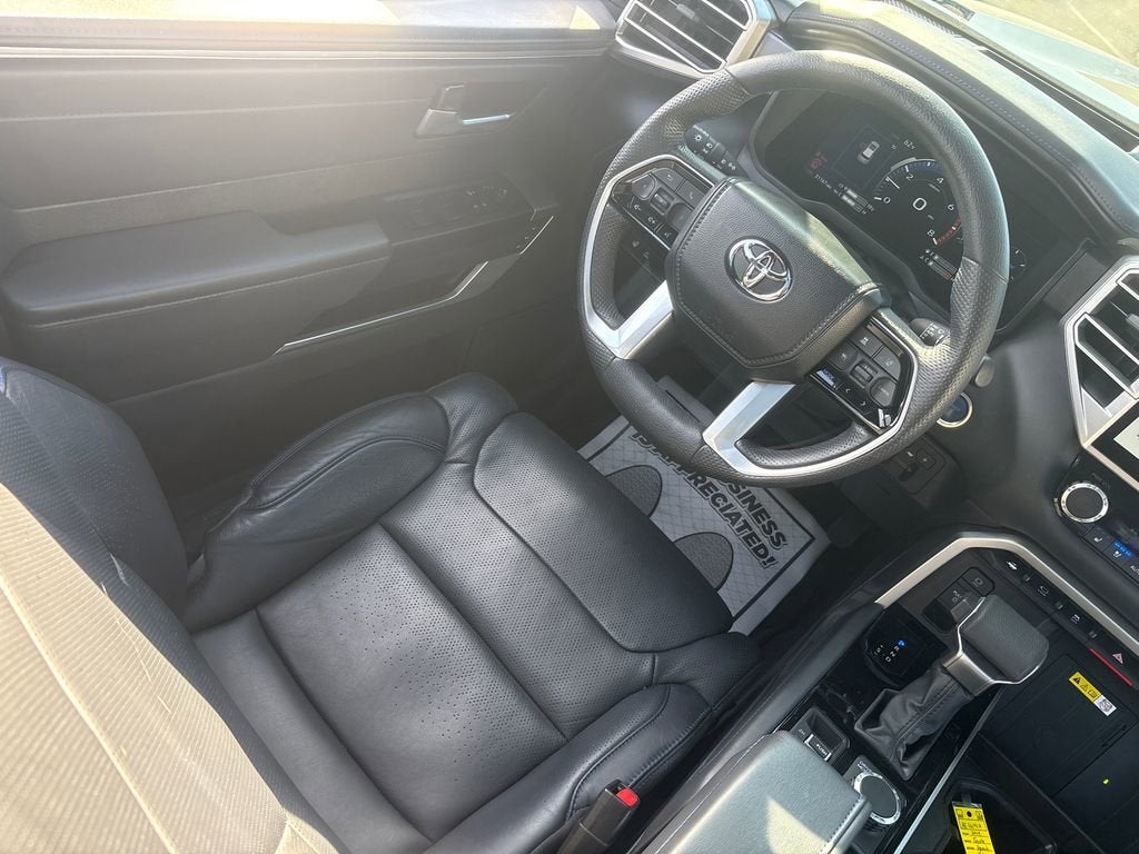 2024 Toyota Sequoia SR5