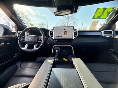 2024 Toyota Sequoia SR5