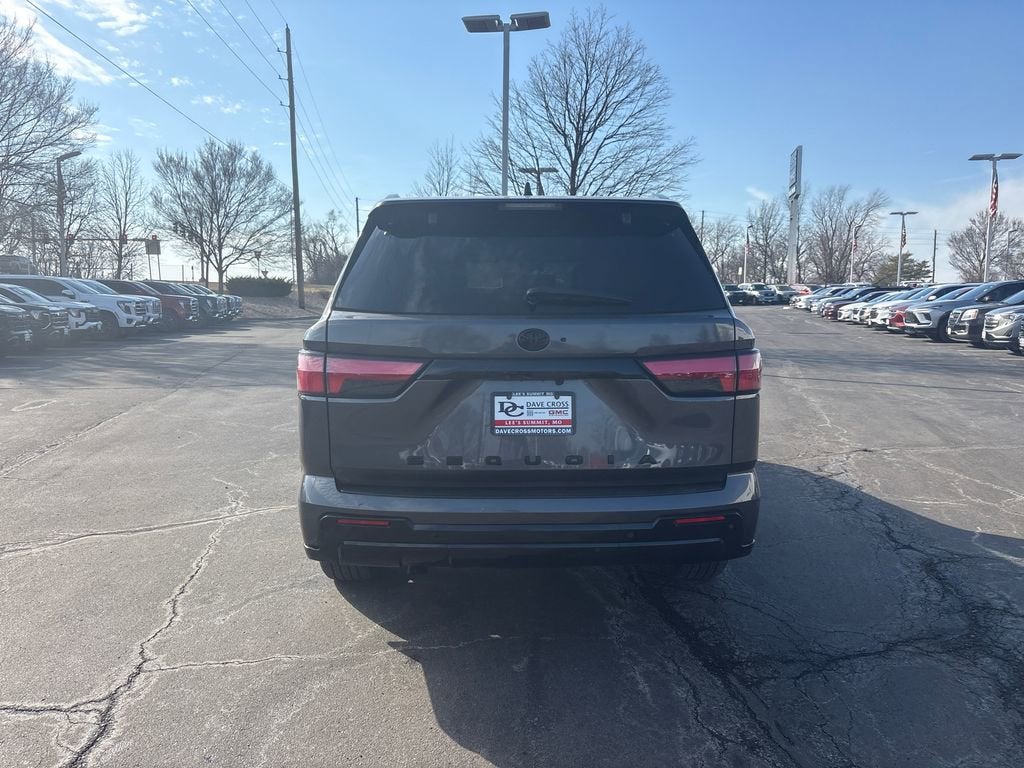 2024 Toyota Sequoia SR5