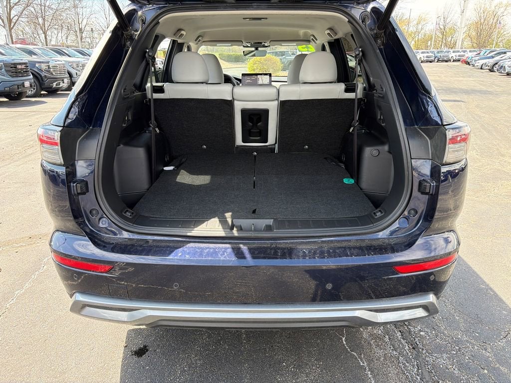 2025 Mitsubishi Outlander SE