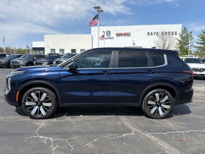 2025 Mitsubishi Outlander SE