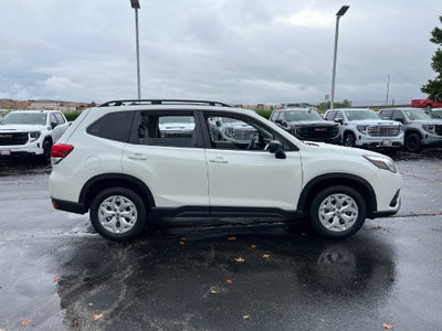 2022 Subaru Forester Base