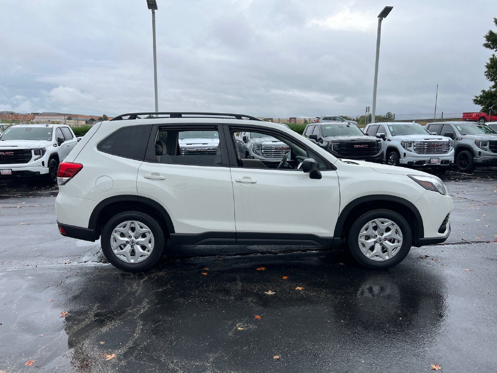 2022 Subaru Forester Base