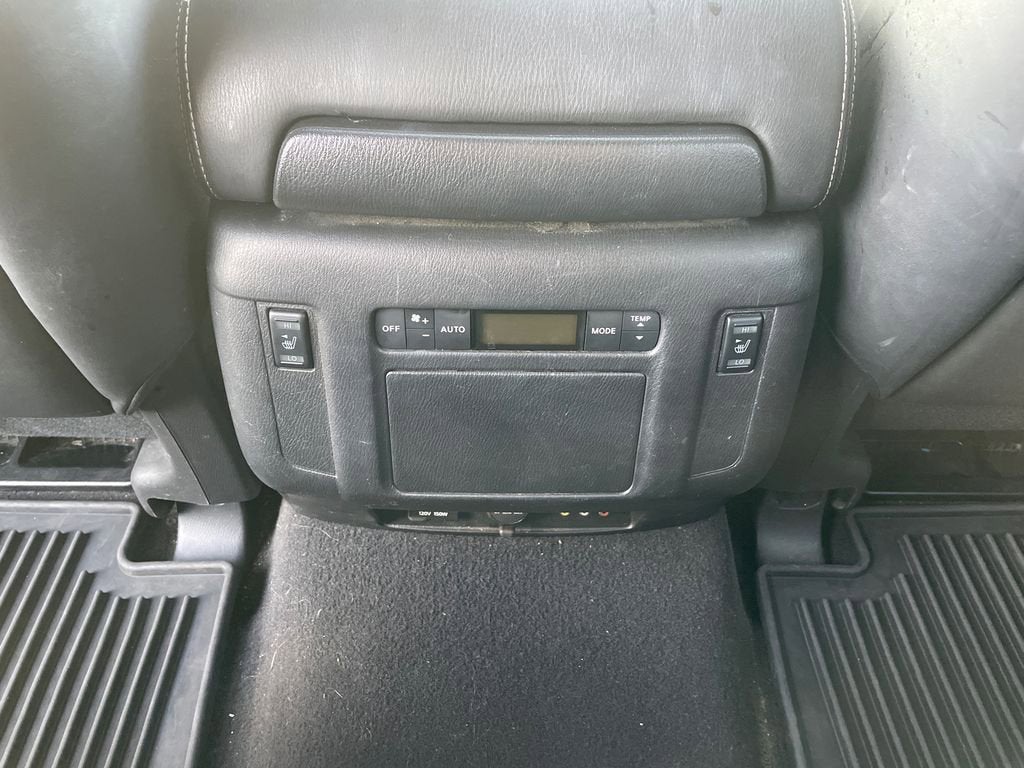 2017 INFINITI QX80 Base