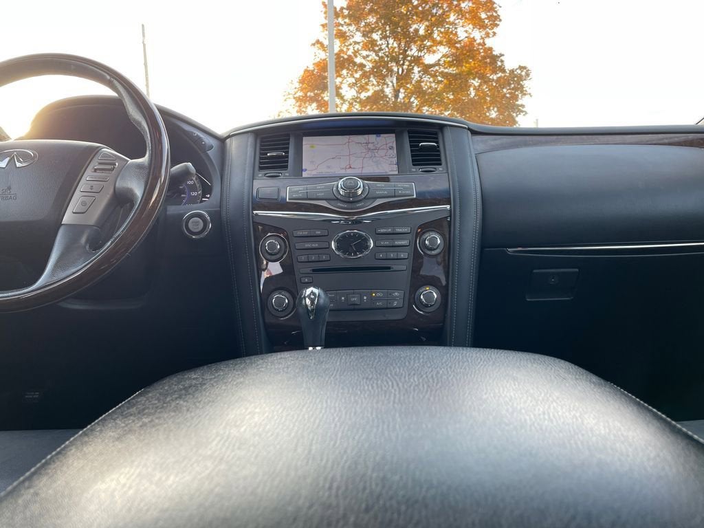 2017 INFINITI QX80 Base