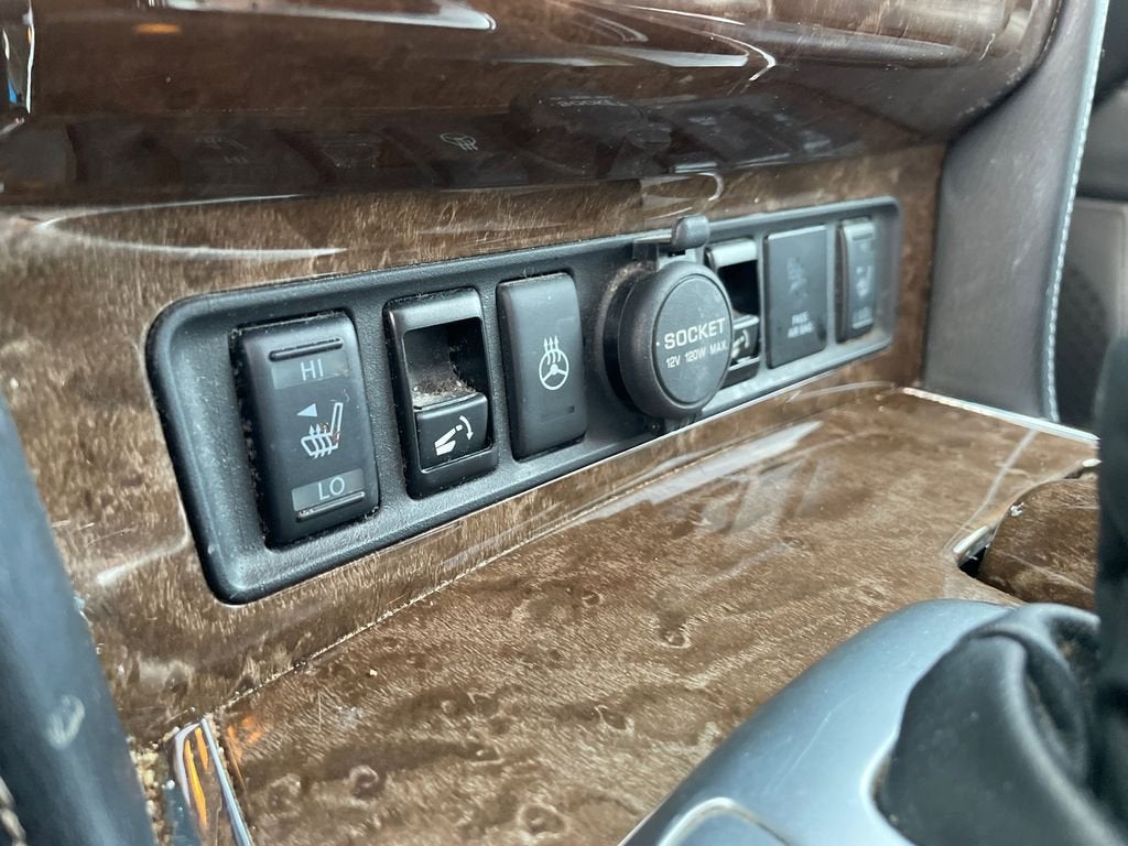 2017 INFINITI QX80 Base