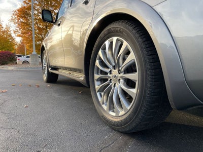 2017 INFINITI QX80 Base
