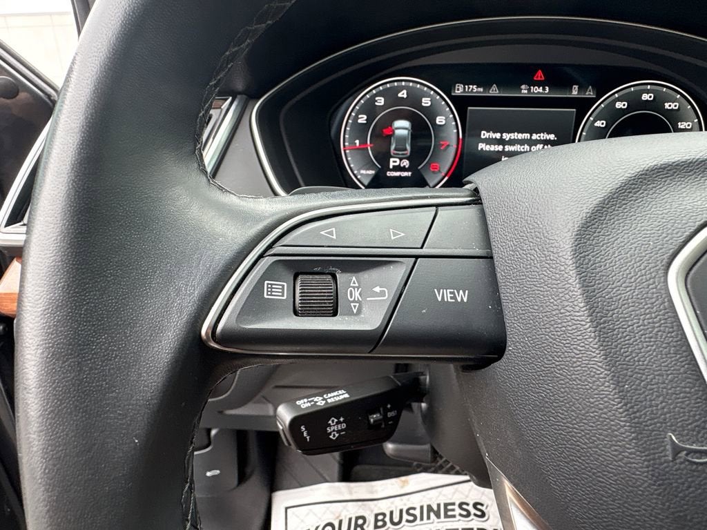 2022 Audi Q5 S line Premium Plus