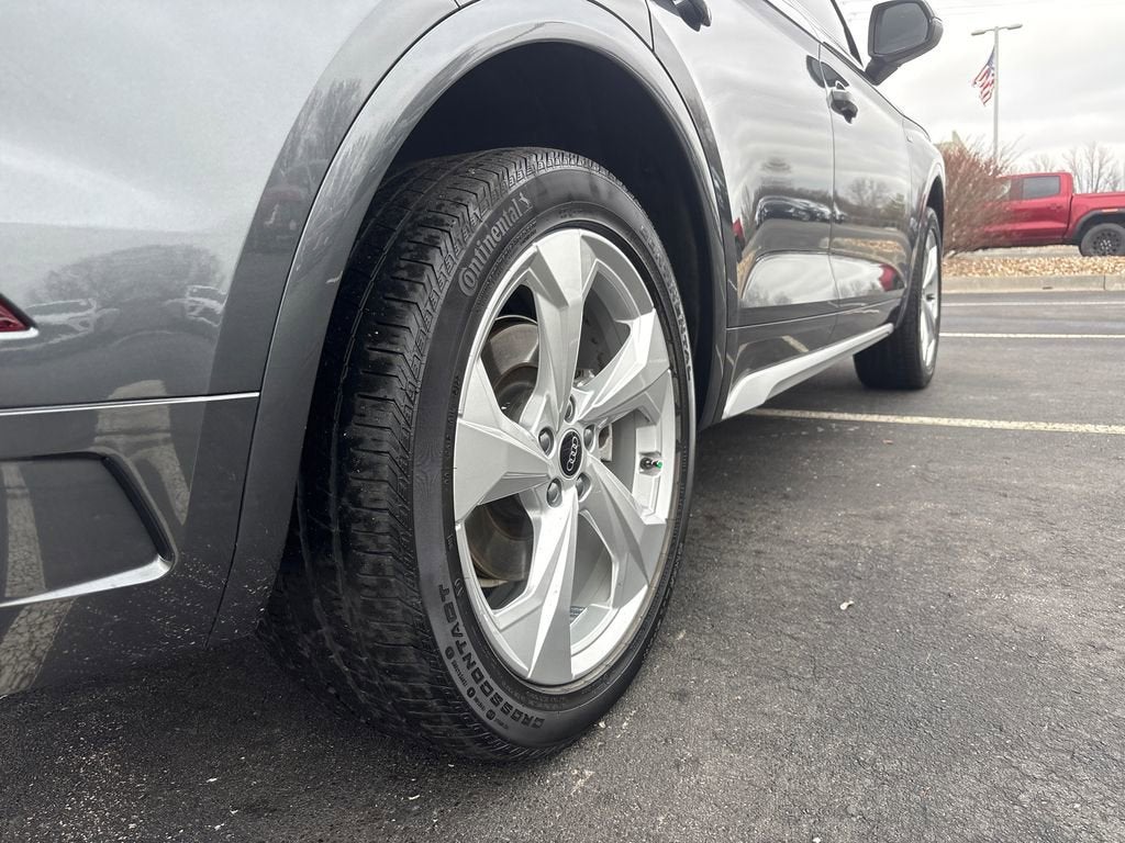 2022 Audi Q5 S line Premium Plus