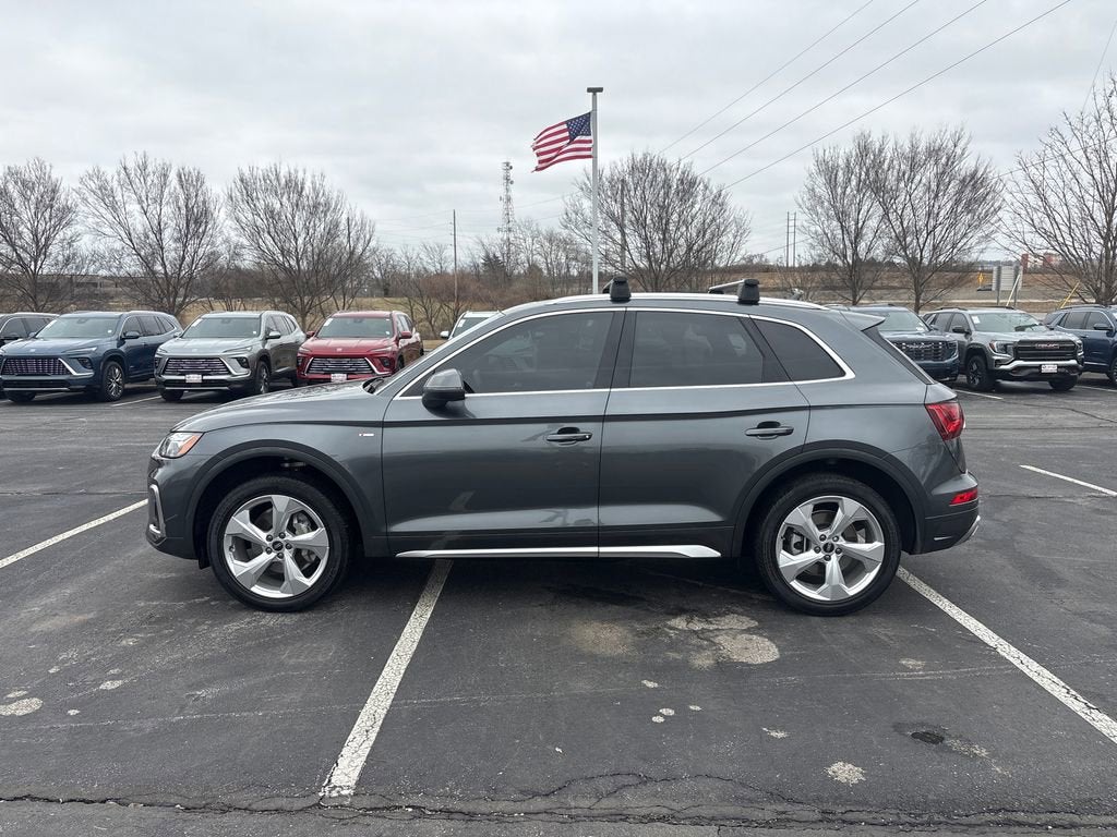 2022 Audi Q5 S line Premium Plus