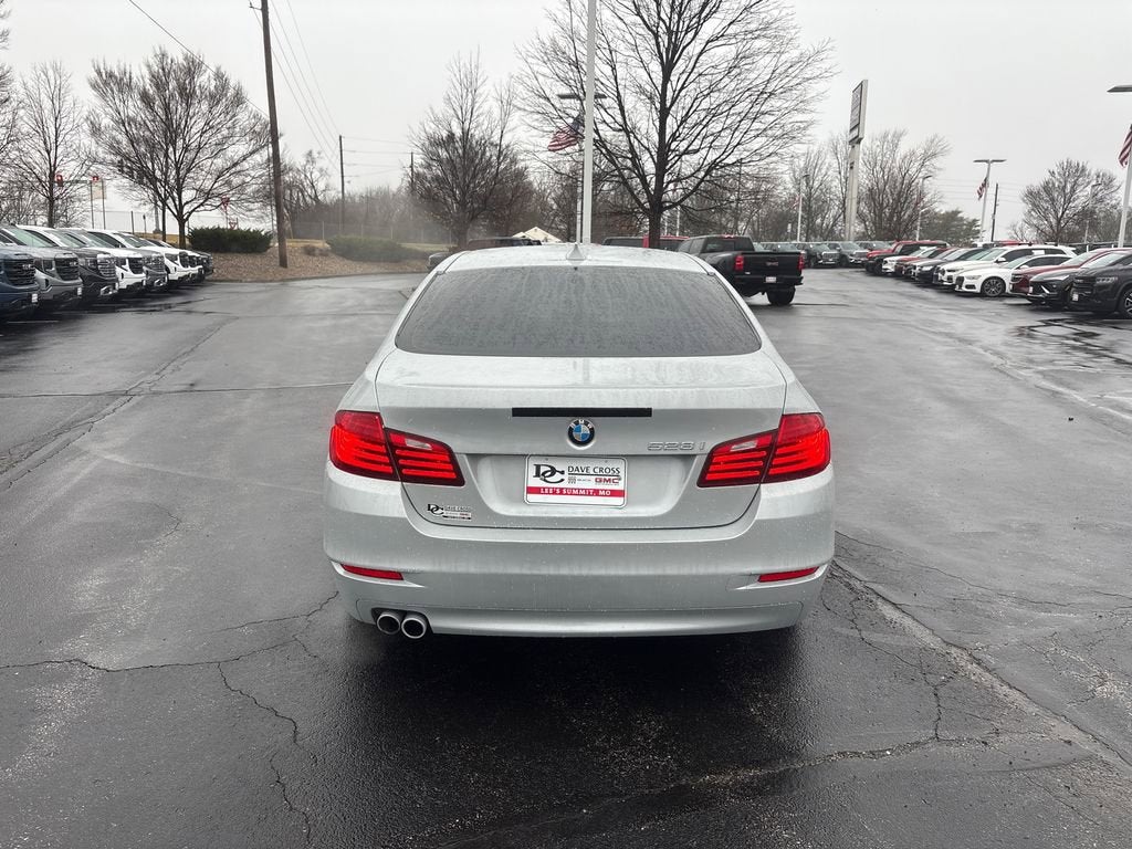 2014 BMW 5 Series 528i